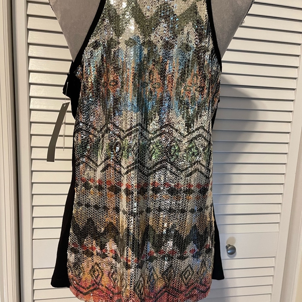 Sequin Patterned Racerback Blouse - Multicolor - Picture 6 of 7